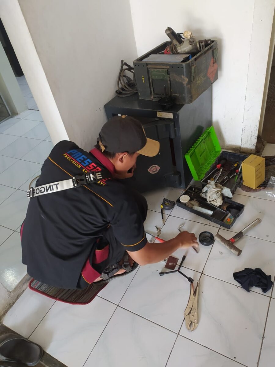Jasa service brankas profesional