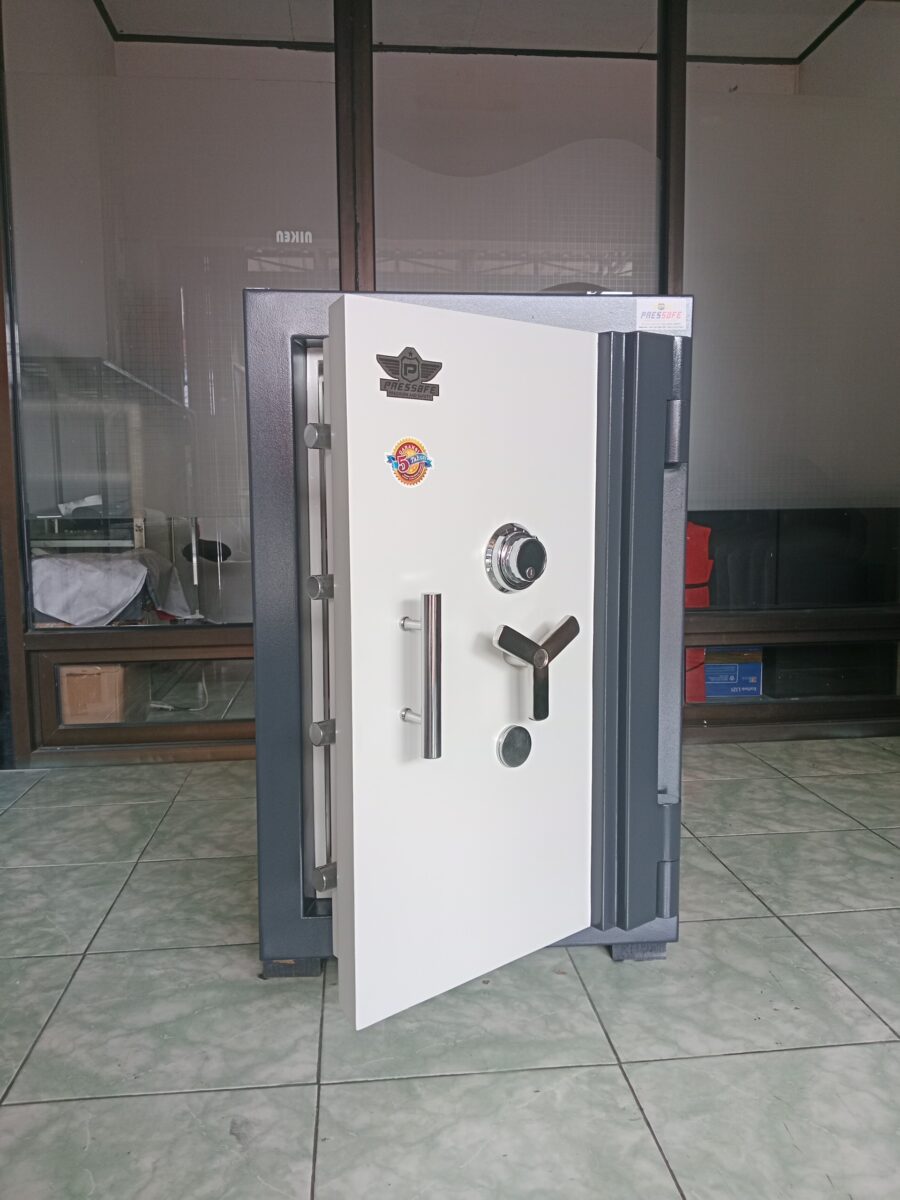 Jual Brankas Baru Berkualitas