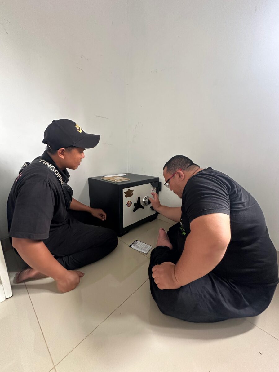 Pengiriman brankas pressafe