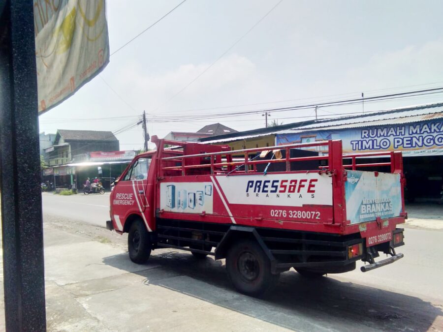 Toko jual brankas pressafe