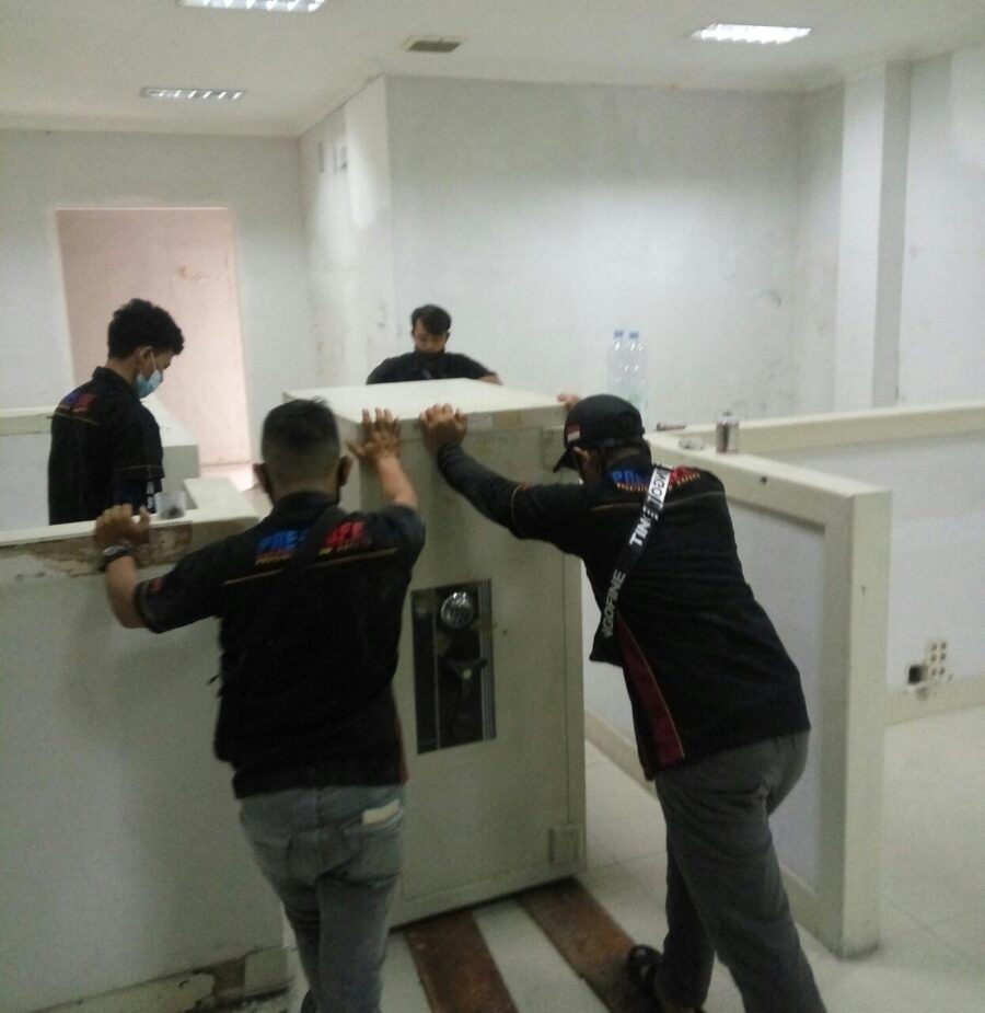 Layanan jasa pindah brankas