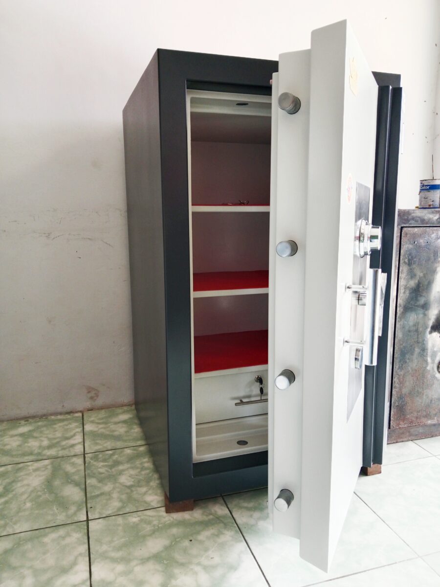 Toko jual brankas baru