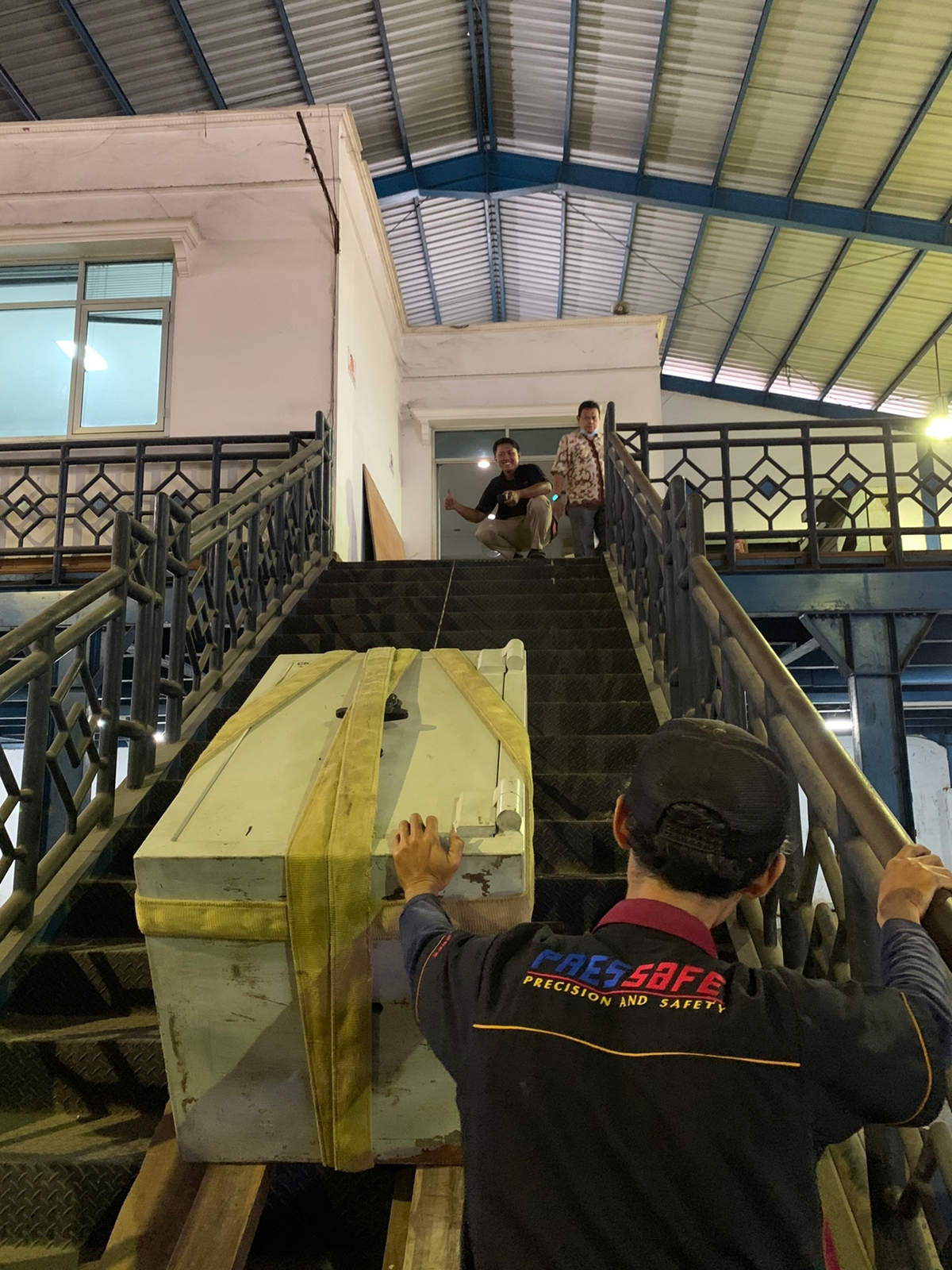 Jasa pindah brankas profesional