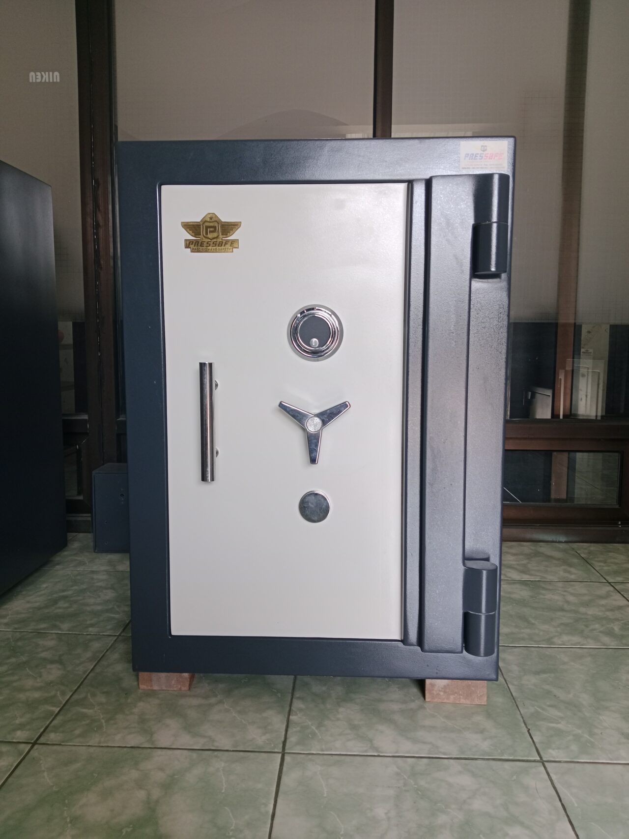 Jual Brankas Uang & Dokumen