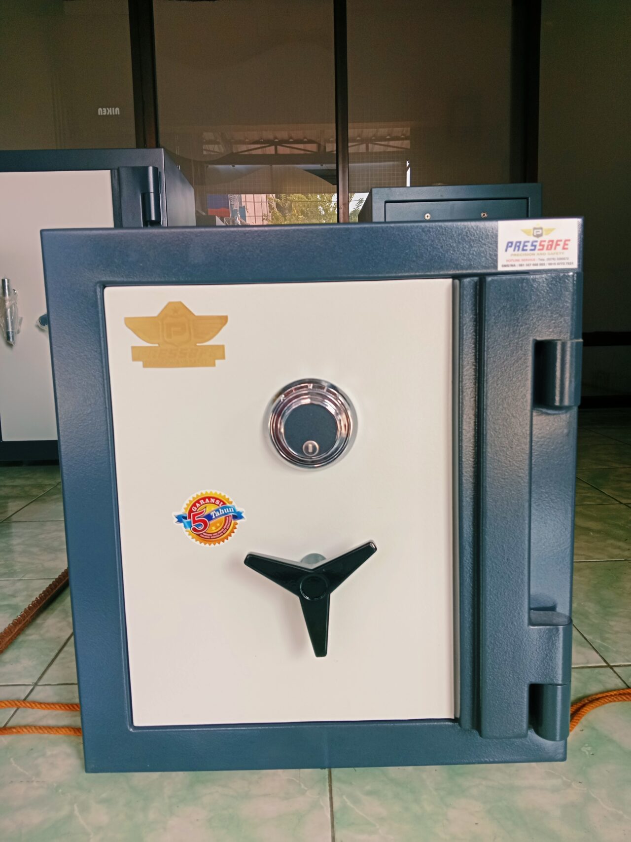 Jual brankas uang dan dokumen