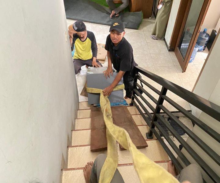 Jasa pindah brankas profesional