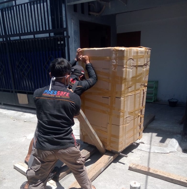 Jual brankas barang berharga