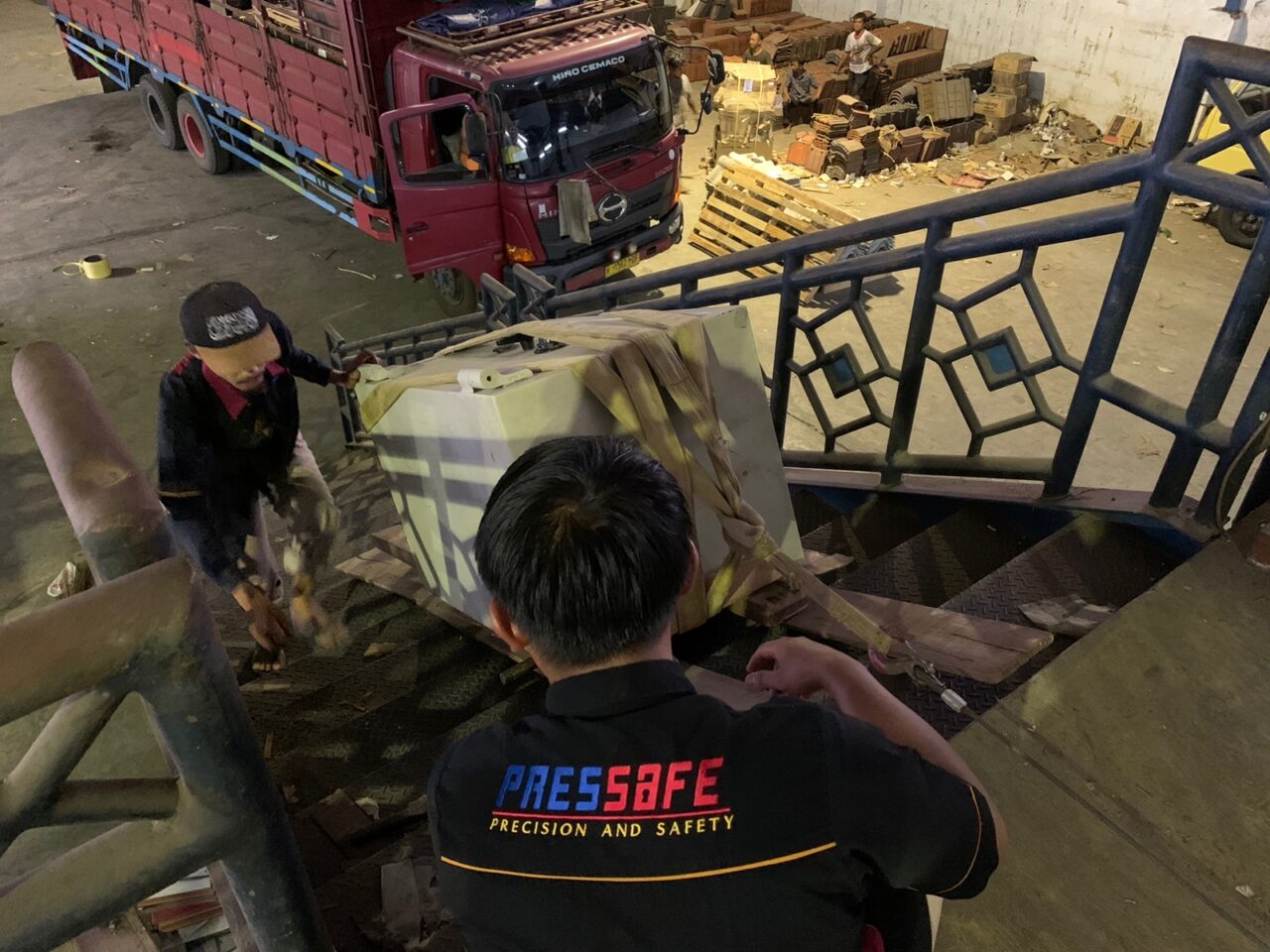 Jasa Pindah Brankas Profesional