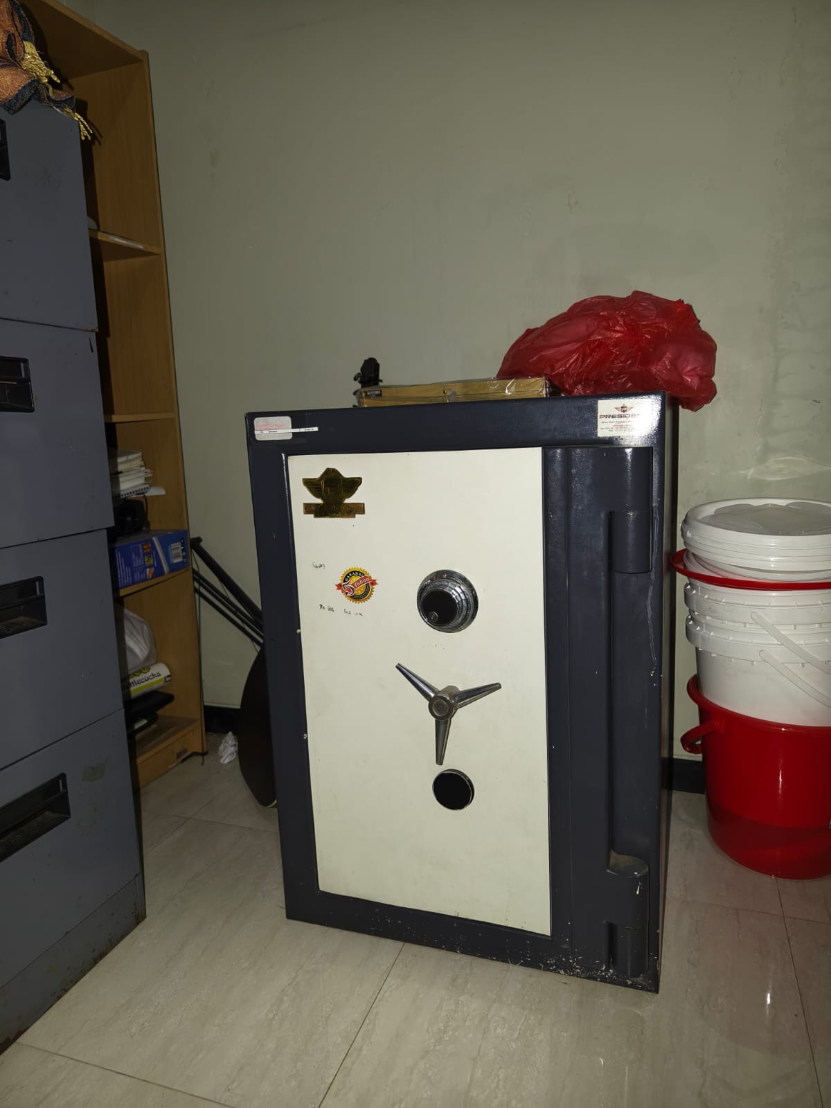 Jual brankas besi berkualitas