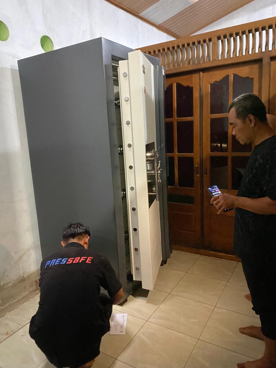 Jual brankas besar berkualitas