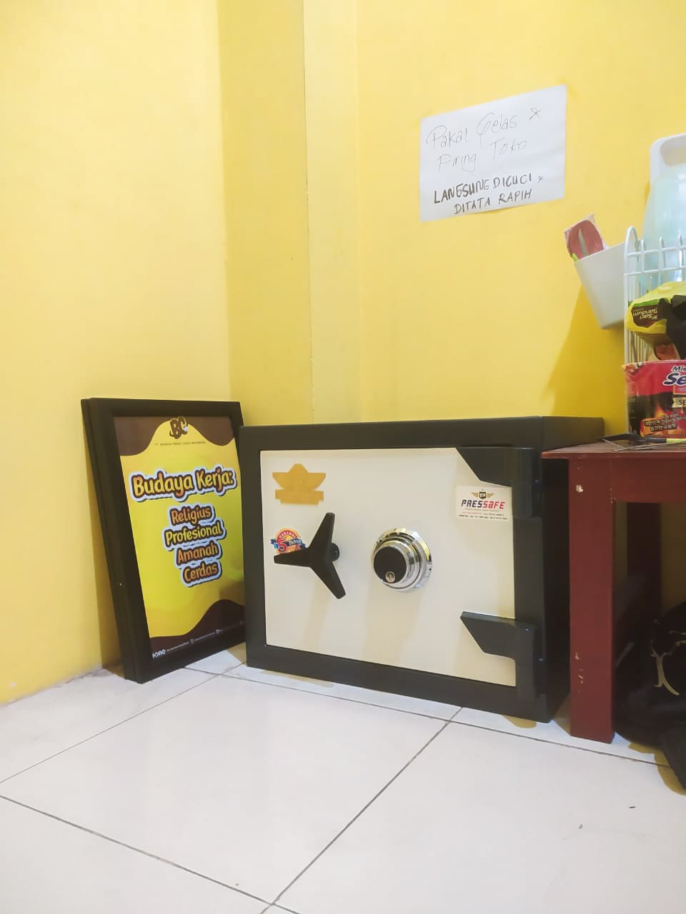Jual brankas berkualitas