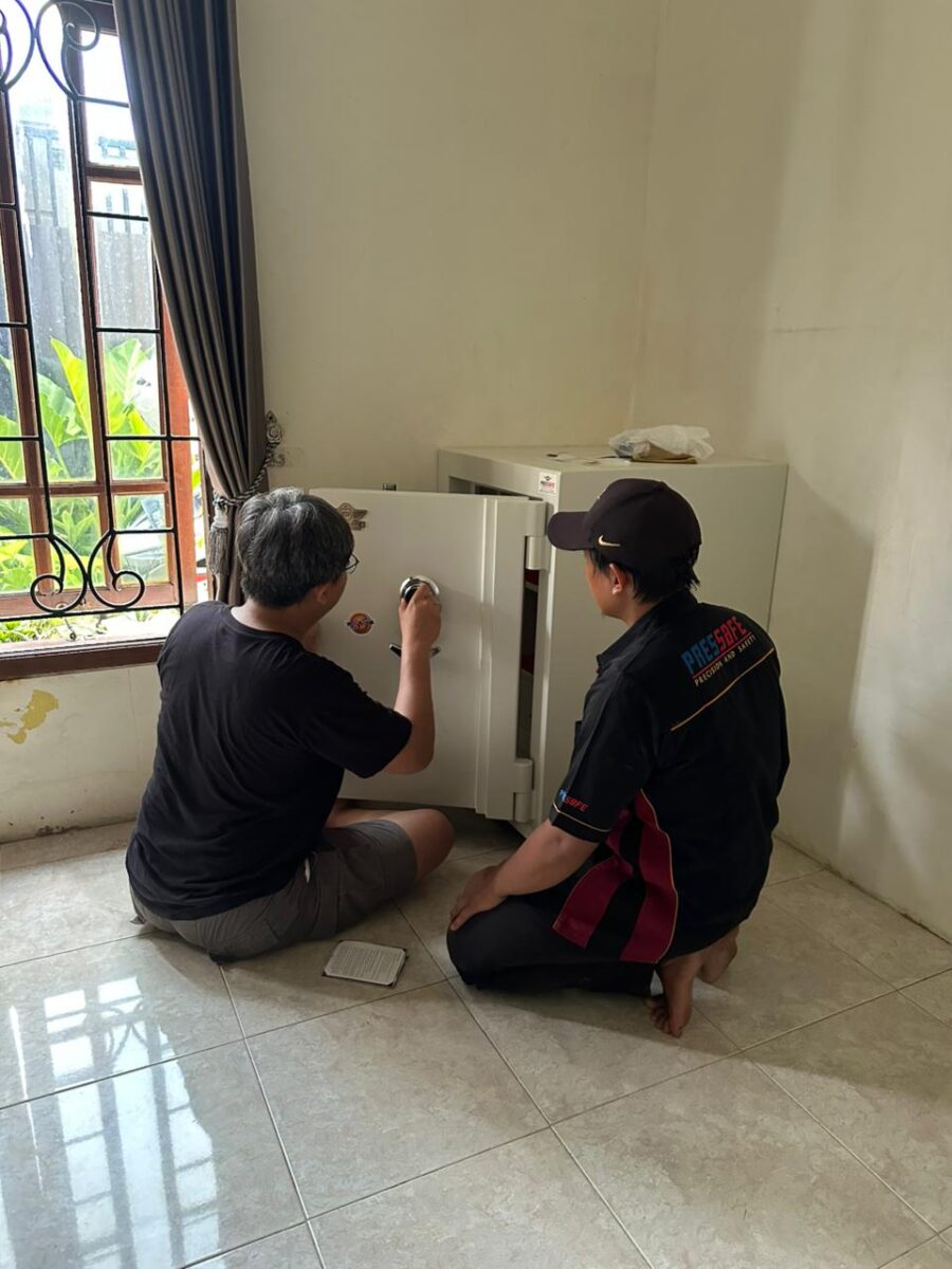 Jual brankas besi baru